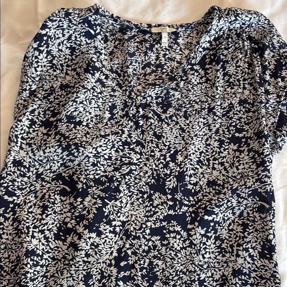 Floral Navy and White Women's Top